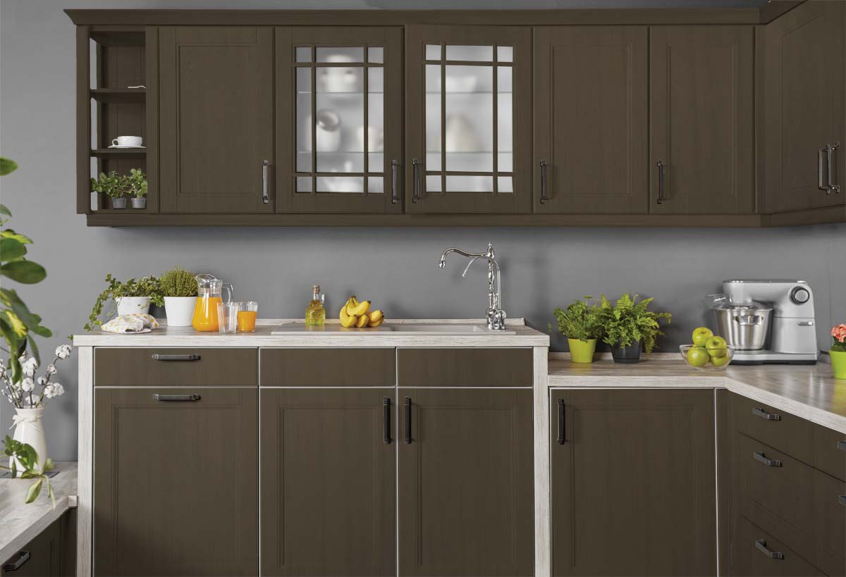 Retique It® Multi-purpose Smooth Finish Kit (Large) in charcoal for interior wood cabinets, featuring a sleek, professional top coat application.