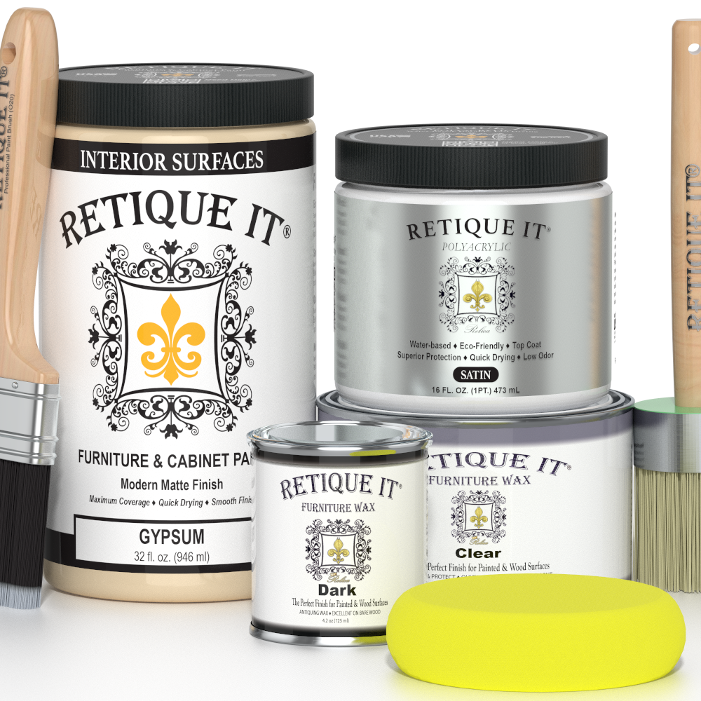 Retique It® furniture and cabinet paint in a quart container, designed for gypsum surfaces with a smooth, durable finish.